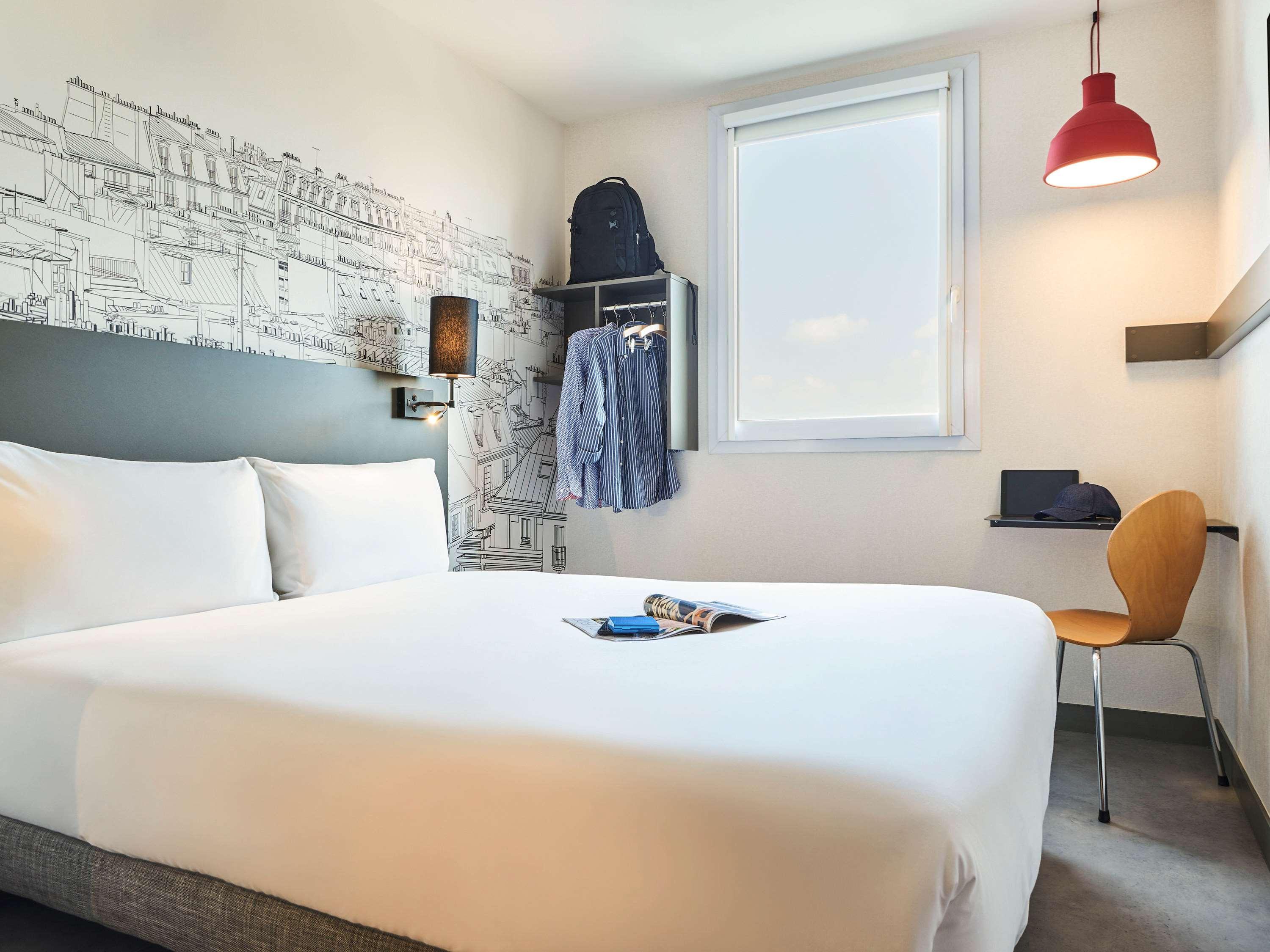 Greet Hotel Paris Porte De La Chapelle - Arena Saint-Denis  Kültér fotó